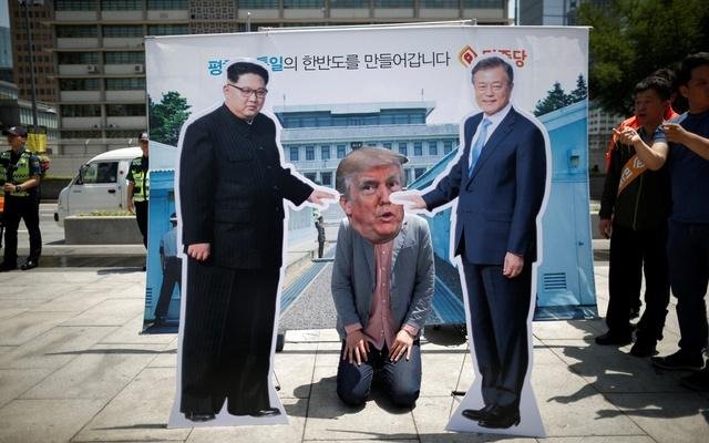 Trump-Kim-Moon.jpg