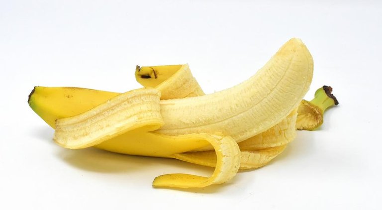 banana-3404383_1920.jpg