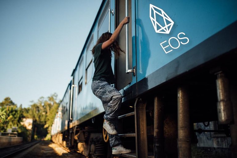 Eos.Onboarding.jpg