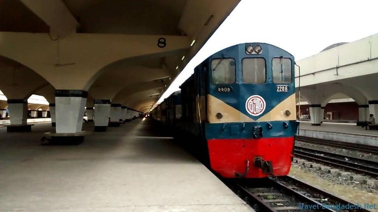 bangladesh-train-coaches.jpg