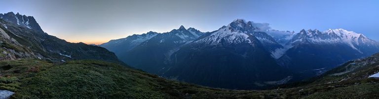 panoramic-sunrise-and-glaciers.jpg