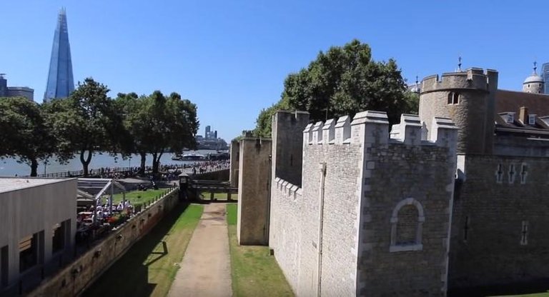 316 tower of london.jpg