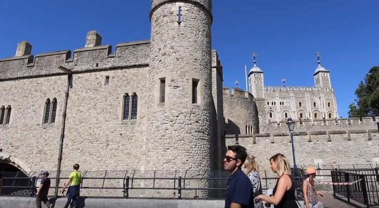 342 tower of london.jpg