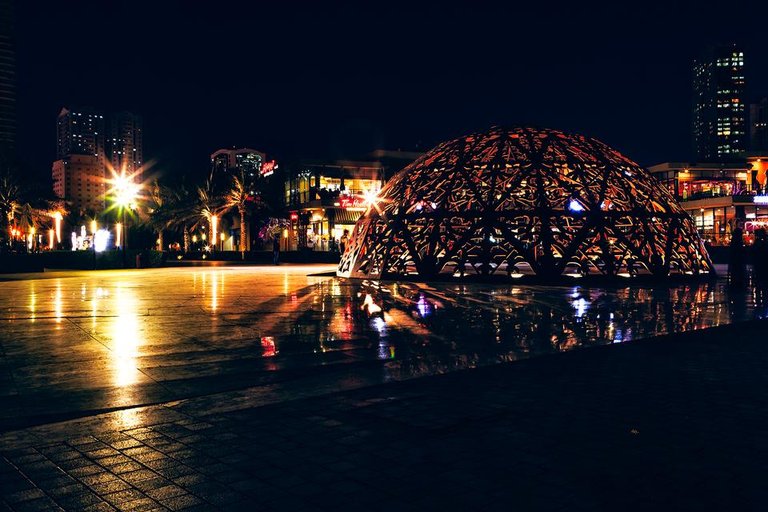 The-dome-of-Al-Majaz-Park.jpg