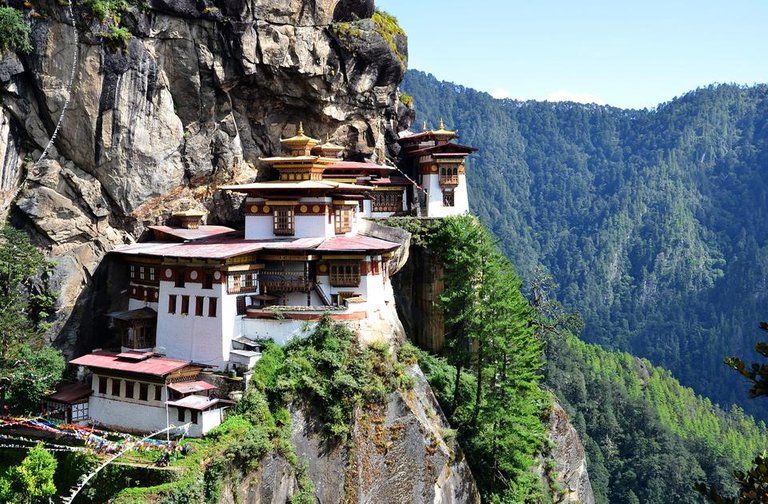 Paro-Taktsang-Tigers-Nest.jpg