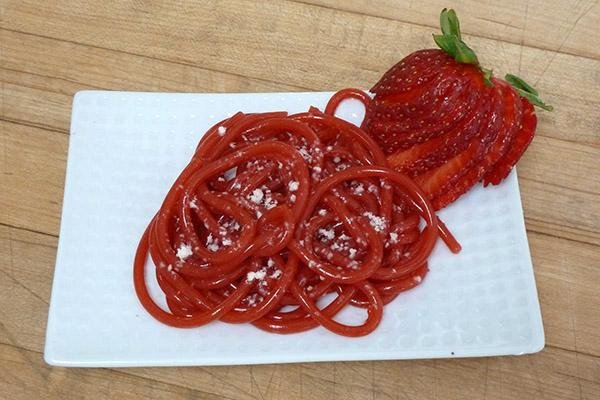 Strawberry-spaghetti.jpg