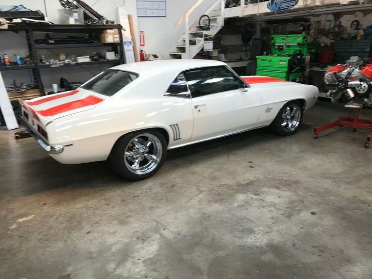 1969 Camaro SS RS 427 5-Speed Posi-trac cowl induction pace car resto mod (21).jpg