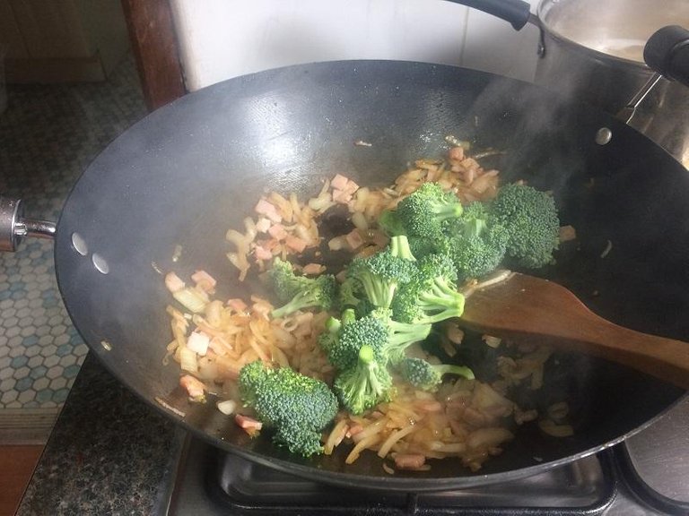 Chicken Pasta Bake - Added Broccoli.jpg