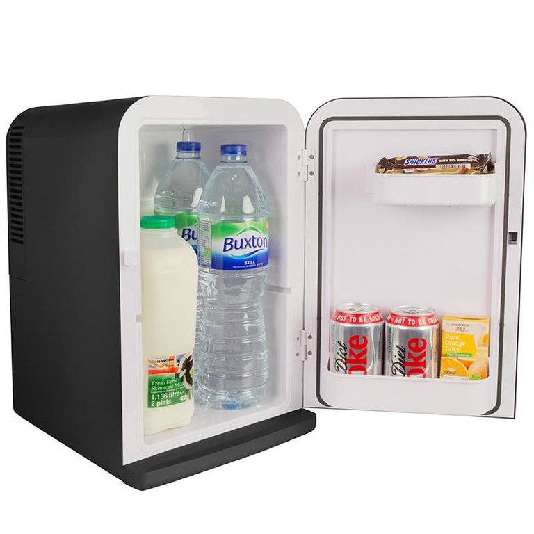 iceq-15-litre-mini-fridge-black-05.jpg