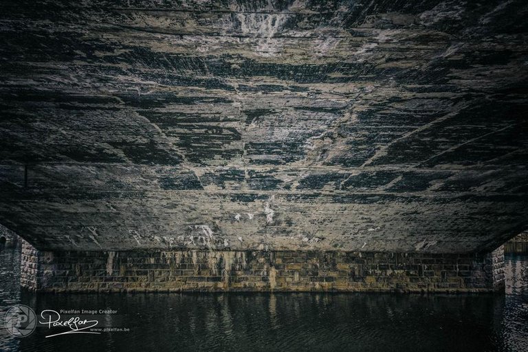 under_the_bridge_urbex.jpg