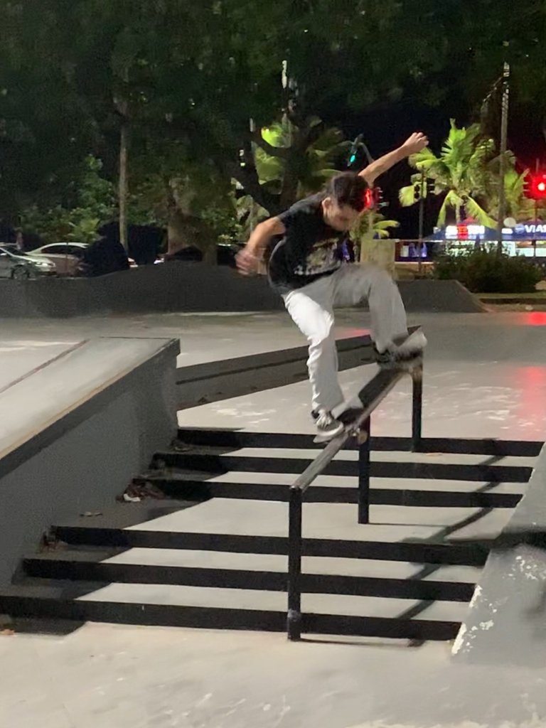 Quick Hit At Duó Rail Late Night.