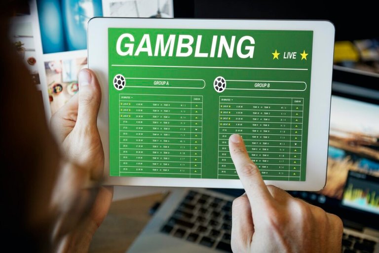 earn money in gambling games