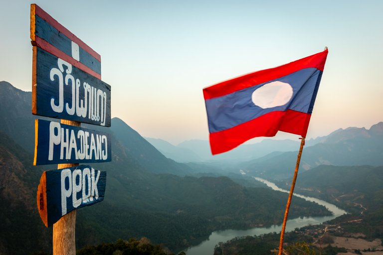 Pha Daeng Peak in Nong Khiaw