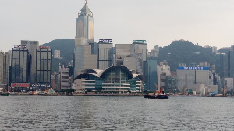 Image of the building that reminds me of the Sydney Opera House