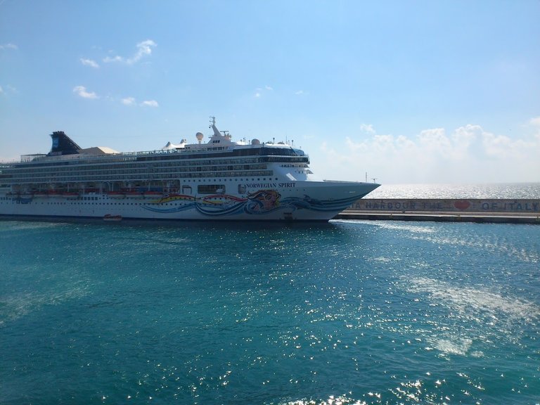 Norwegian giant docked at the "Heart of Italy"