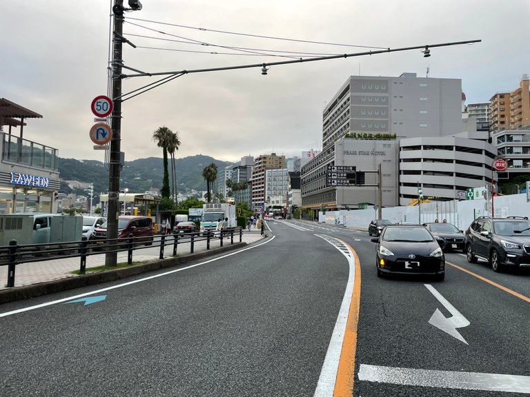 Crossing the road to get to the beach area