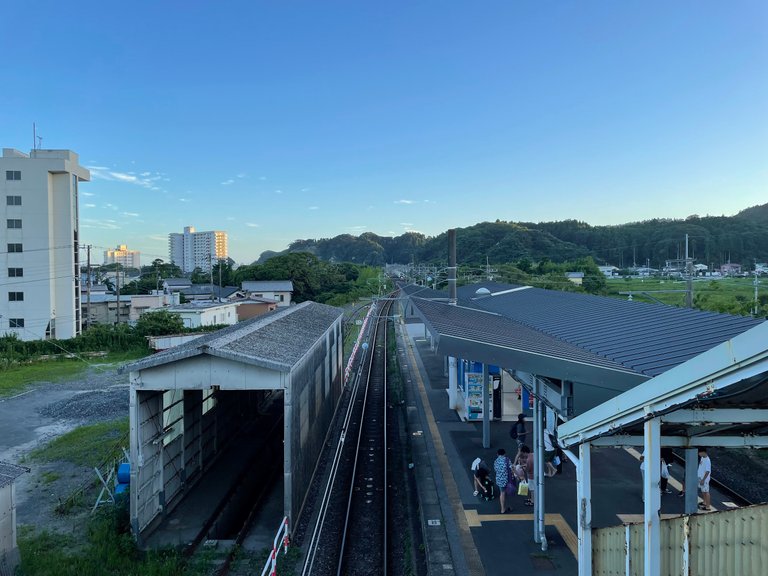 Onjuku station, train's coming!
