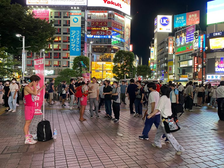 So crowded. Hachiko's statue is just on the left side, not shown in the photo