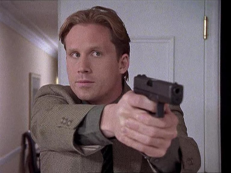 (source:imdb.com)