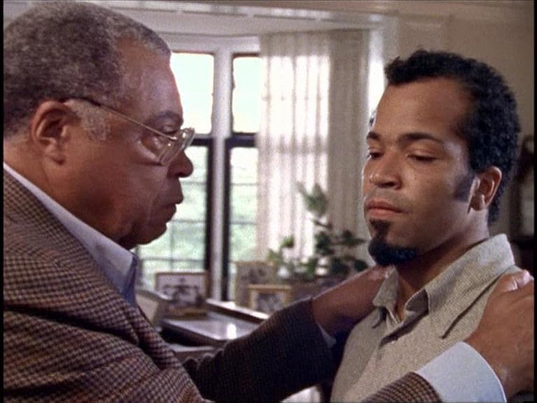 (source:imdb.com)