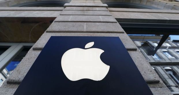 Apple threatened hacker with user account 