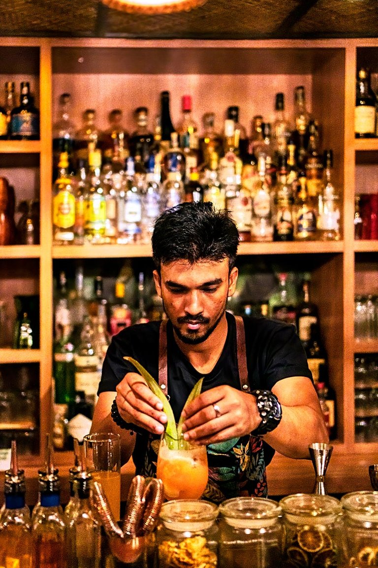 Junglebird bartender