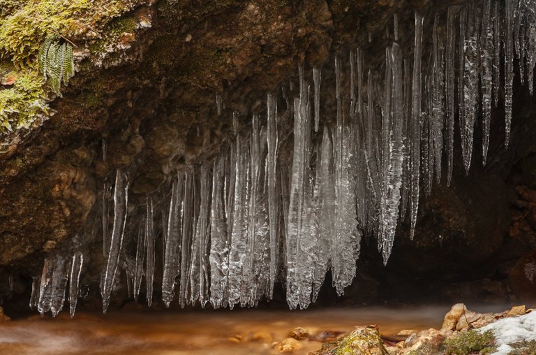 Icicles inside a little hollow
