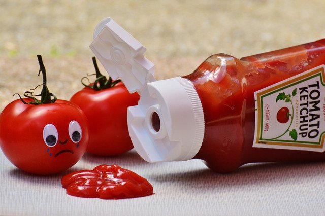 tomatoes_ketchup_sad_food_161025