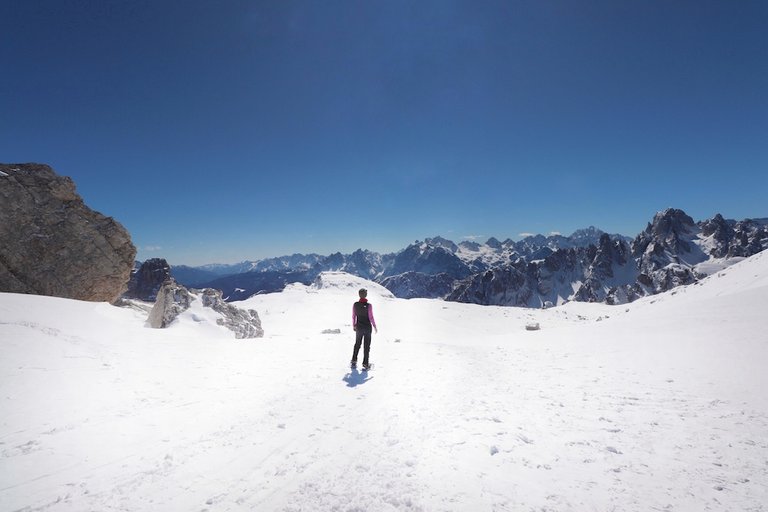 3-Zinnen-Tre-Cima-Di-lavaredo-dolomiti-winter-schneeschuhtour-buchen-rebeccaontheroof-me-ausblilck