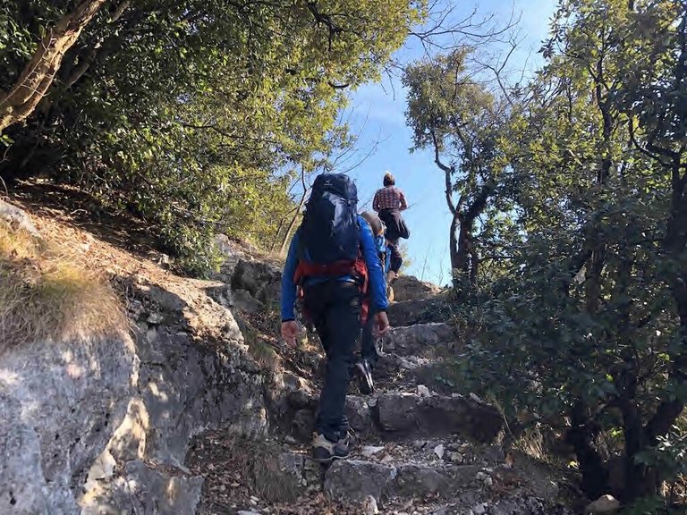 Aufstieg zum Via Ferrata Fausto Susatti