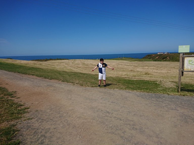 Me standing over the ocean