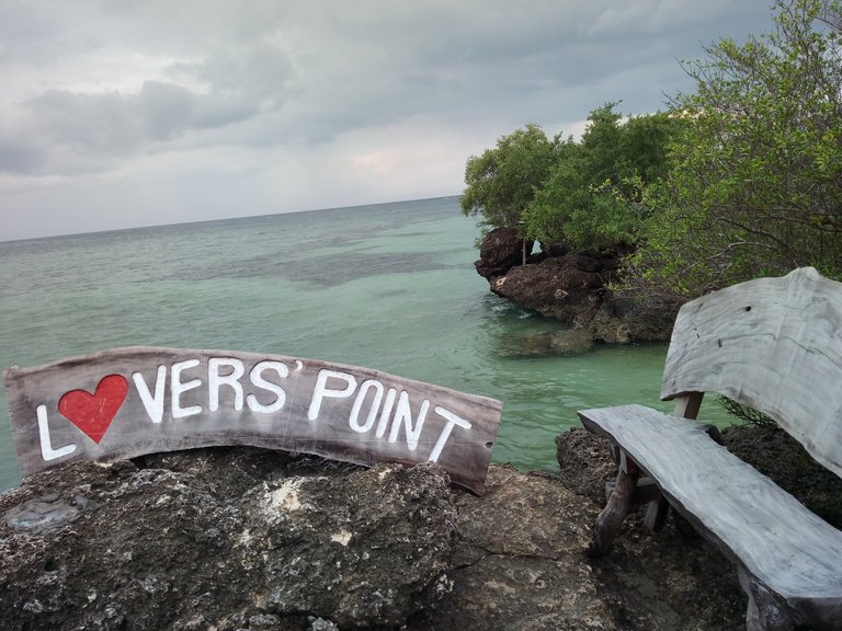 a closer look at Lovers' Point -- perfect for photo shoots