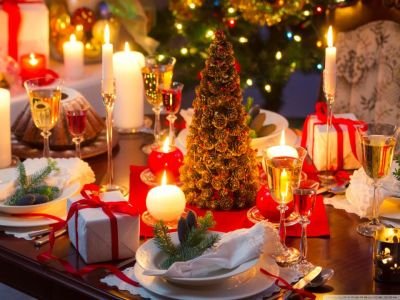 christmas_dinner_table-wallpaper-2048x1536.jpg