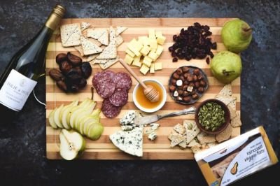 Building-a-Perfect-Holiday-Appetizer-Winter-Cheese-Board-Inspiration-2.jpg
