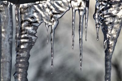 icicles winter photography sundown porch .jpg