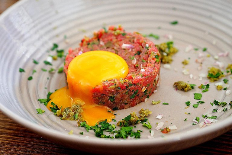 steak tartare.jpg