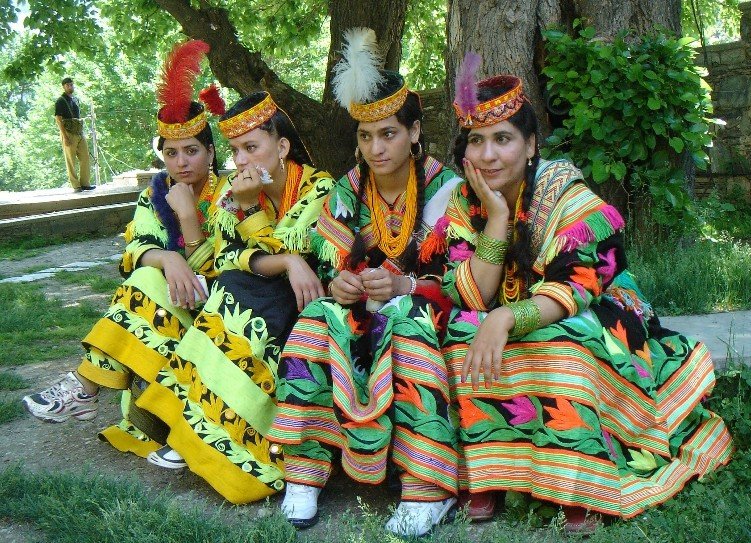 Kalash-Women-during-Spring-Festival-2012-Photo-by-G.H.-Farooqui.jpg