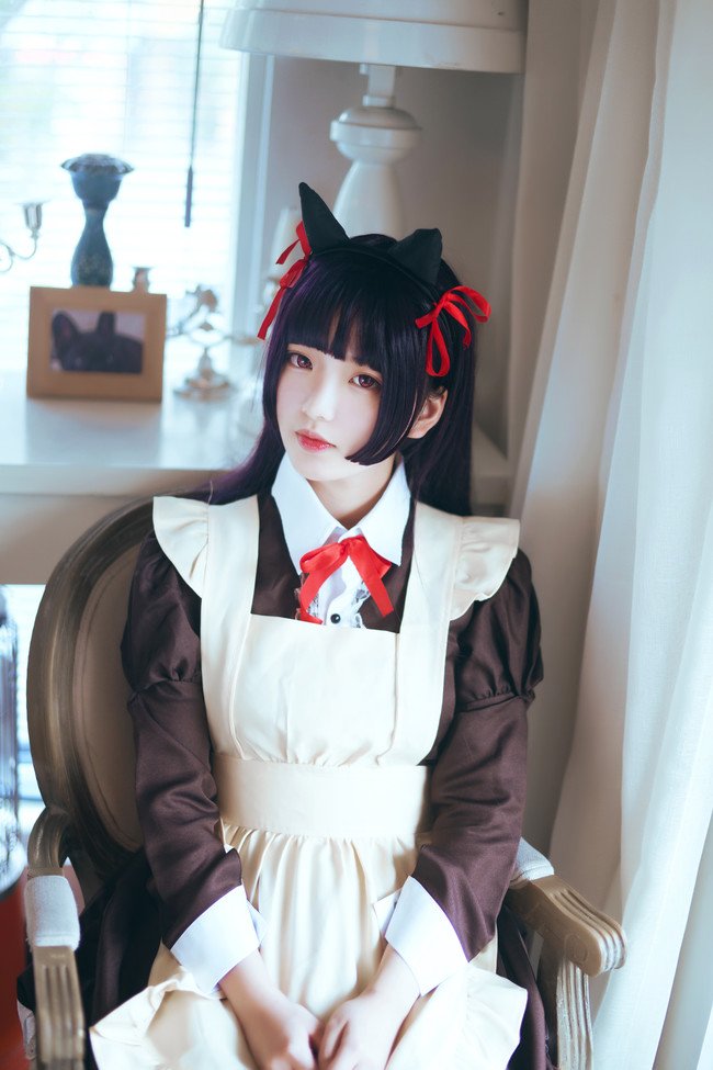 Irresistable-Kuroneko-Nekomimi-Maid-Cosplay-10.jpg