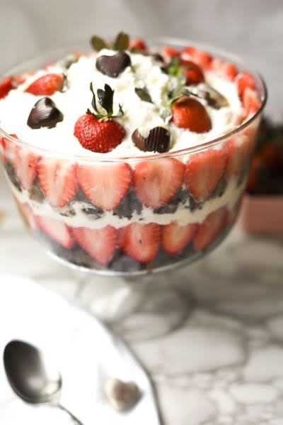 Strawberries+Cream Fudge Brownie Trifle (4).jpg