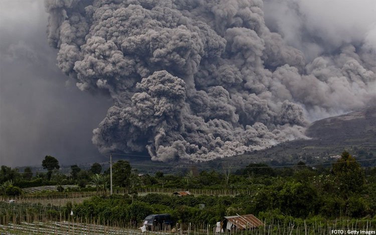 erupsi-sinabung.jpg