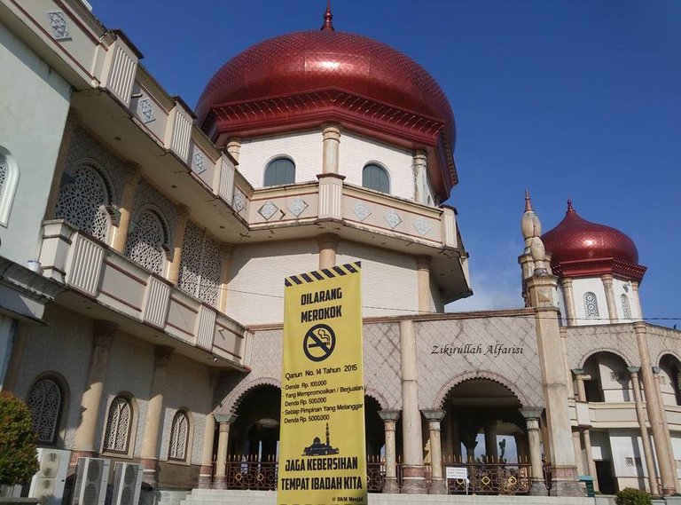 Masjid Agung Meulaboh.jpg