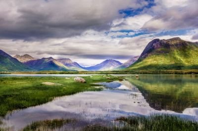 Green hills of Vesteralen_DSC6645-Edit_1000px-2.jpg