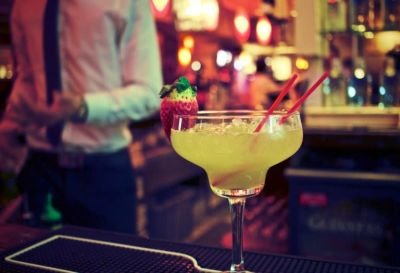 picography-yellow-cocktail-bar-barman-straw-strawberry-thumb-1-768x525 (1).jpg