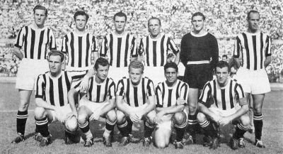 Juventus_Football_Club_1949-50.jpg