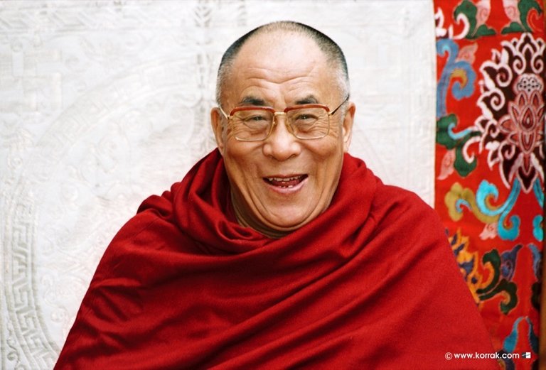 DALAI LAMA 2002.jpg