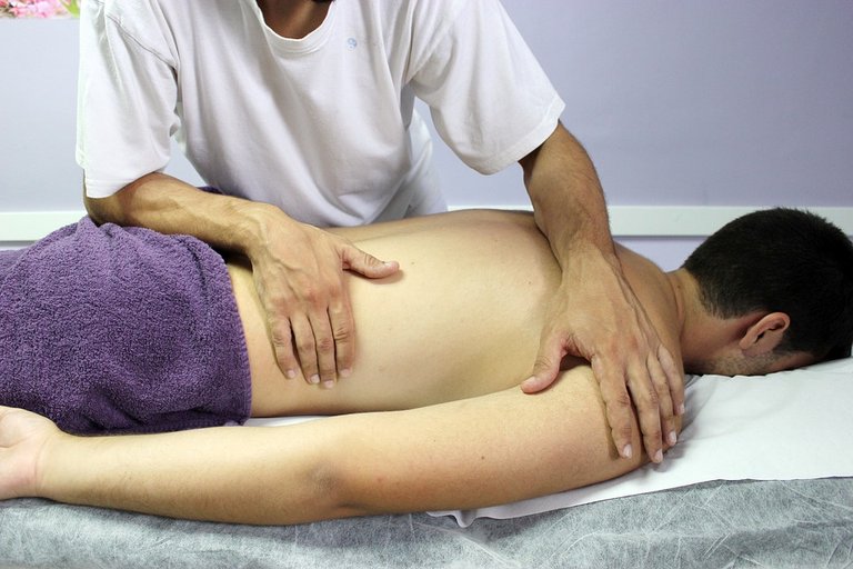 Massage-Therapies-Handling-Osteopathy-Wellness-1989865.jpg