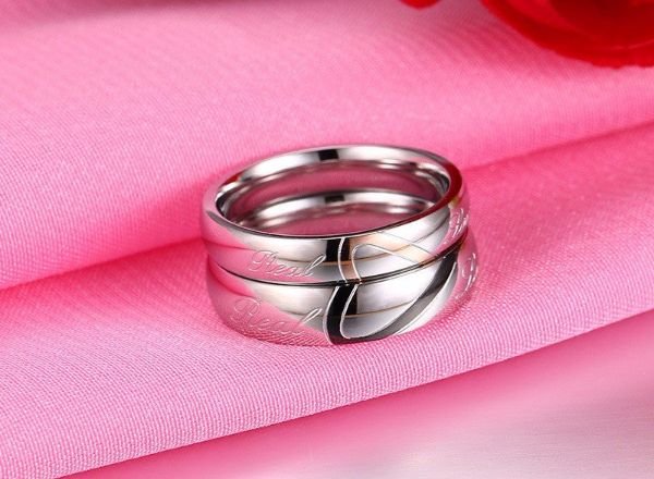 Real-Love-Couple-Ring.jpg