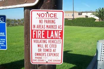 fire-lane-sign.jpg