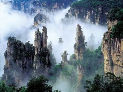 Zhangjiajie-Stone-Forest-China-www.chinatouradvisors.com_(1).jpg