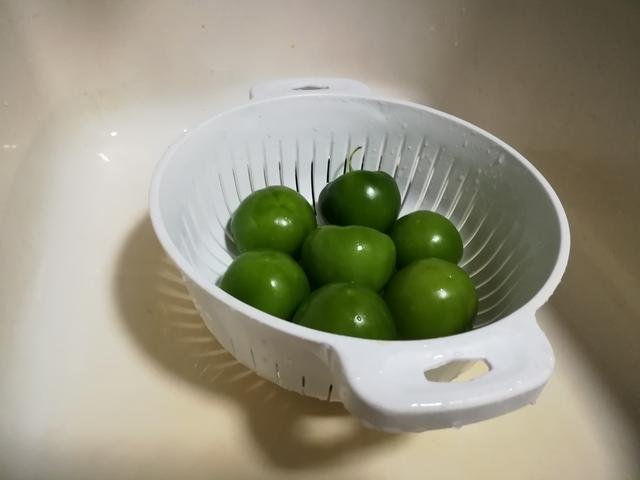 tomatillos